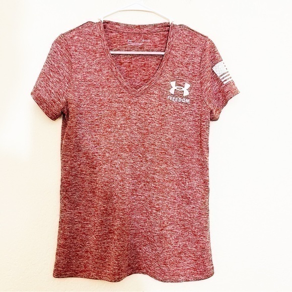 Under Armour V-Neck Short Sleeve Top Small Red - Picture 1 of 9